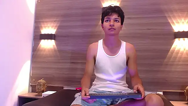 Joseph Gonzalez online show from February 14, 7:10 pm