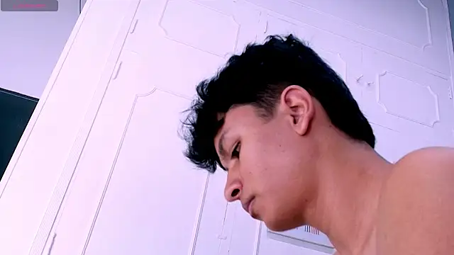 Joseph Gonzalez online show from April 16, 9:39 pm