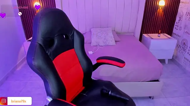 BRIANA Z online show from April 15, 3:46 am