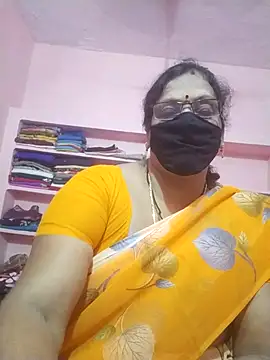 Snapshot of sarala_telugu chatting on June 27, 4:23 pm sarala telugu online show from June 27, 4:23 pm
