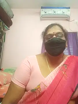 Snapshot of sarala_telugu chatting on July 4, 10:10 am sarala telugu online show from July 4, 10:10 am