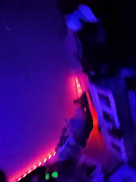 Snapshot of MidnightSeducer@xh chatting on January 9, 10:29 am MidnightSeducerxh online show from January 9, 10:29 am