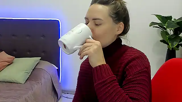 Snapshot of Jessy_lil chatting on February 17, 10:56 am Jessy lil online show from February 17, 10:56 am