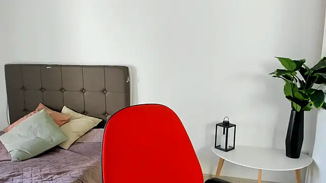 Snapshot of Jessy_lil chatting on February 22, 10:36 am Jessy lil online show from February 22, 10:36 am