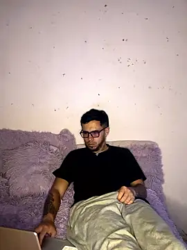 Snapshot of DavidNyx chatting on January 13, 1:11 am DavidNyx online show from January 13, 1:11 am