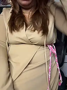 butterflyslay online show from February 24, 5:49 am