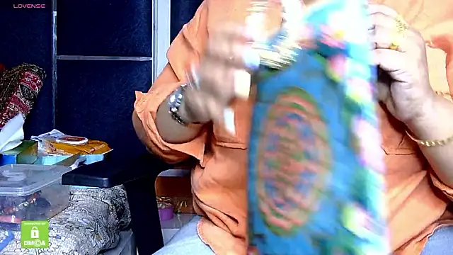 butterflyslay online show from March 8, 6:28 am