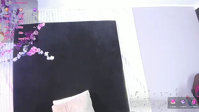 Snapshot of bella_moonlight_cr chatting on February 20, 3:36 am bella moonlight cr online show from February 20, 3:36 am