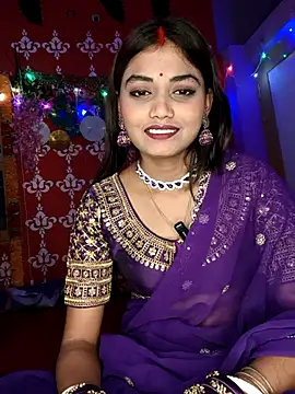 Snapshot of Sweet-priyaa chatting on April 23, 4:42 pm Sweet-priyaa online show from April 23, 4:42 pm