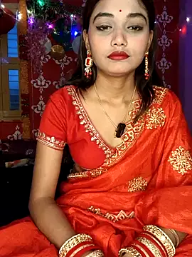 Snapshot of Sweet-priyaa chatting on April 25, 8:17 am Sweet-priyaa online show from April 25, 8:17 am