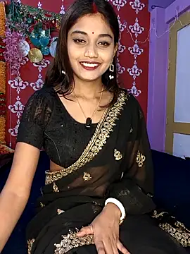 Snapshot of Sweet-priyaa chatting on May 10, 1:22 am Sweet-priyaa online show from May 10, 1:22 am