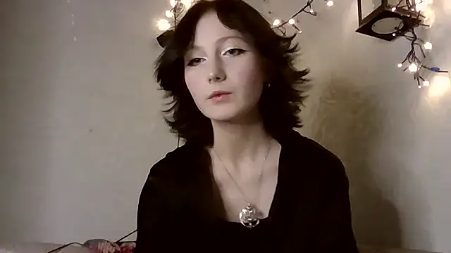 Snapshot of glissada chatting on December 15, 6:01 pm glissada online show from December 15, 6:01 pm