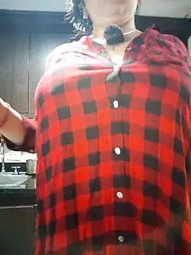 Divine Pouvoir online show from January 7, 2:08 pm