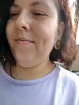 Divine Pouvoir online show from February 24, 8:18 pm