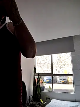 Divine Pouvoir online show from March 14, 8:14 pm