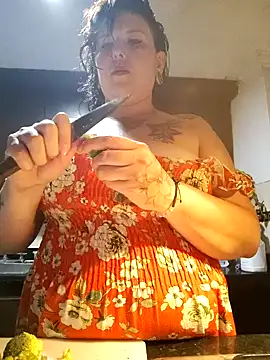 Divine Pouvoir online show from April 4, 11:13 pm