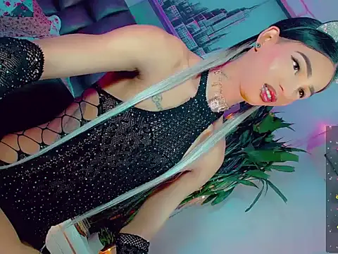 agathaferrer3 online show from March 27, 3:23 pm