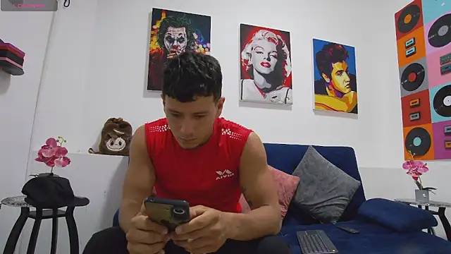 MagnusKnight  online show from March 4, 8:26 pm