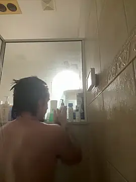 Snapshot of lustlinkedlive chatting on December 16, 10:48 pm lustlinkedlive online show from December 16, 10:48 pm