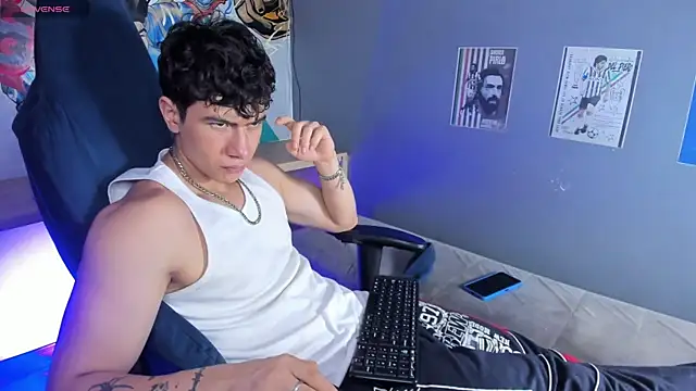 Criss Adams online show from January 16, 2:37 am