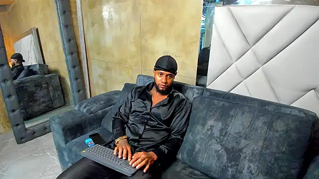 jay jhonson01 online show from December 22, 3:47 am