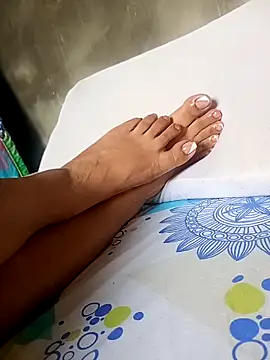 Aleinad16 online show from December 18, 8:37 pm