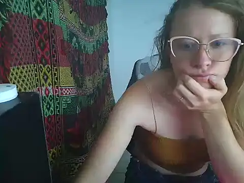 arianna blonde online show from March 1, 2:24 am