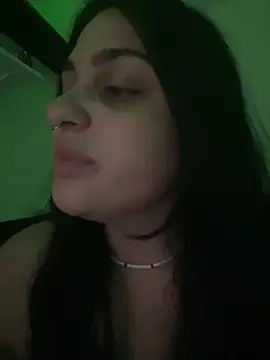 Snapshot of pudizinhaa_ chatting on February 20, 9:43 am pudizinhaa online show from February 20, 9:43 am