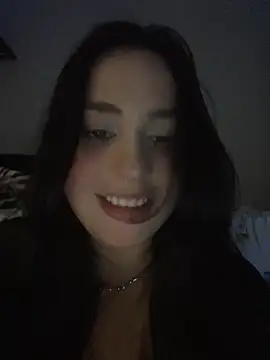 Snapshot of pudizinhaa_ chatting on April 8, 5:29 am pudizinhaa online show from April 8, 5:29 am