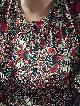 Snapshot of teena-11 chatting on March 4, 2:34 pm teena-11 online show from March 4, 2:34 pm