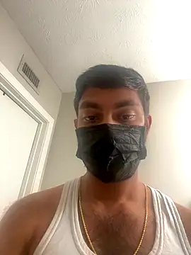 Snapshot of rohitgun023 chatting on December 15, 11:47 am rohitgun023 online show from December 15, 11:47 am