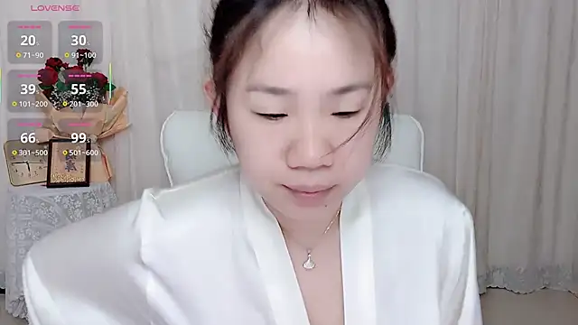 Snapshot of Darkn0t chatting on April 29, 10:16 pm Darkn0t online show from April 29, 10:16 pm