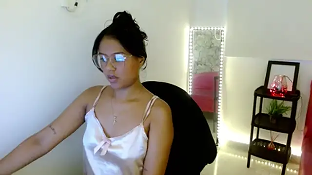 Shawnycarson online show from January 7, 3:25 pm