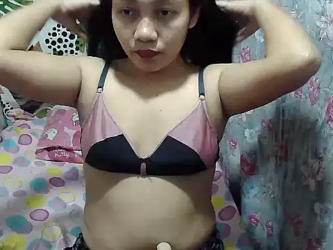 Lusty babe online show from July 18, 2:10 pm