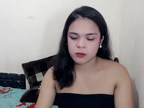 stripyapril online show from December 15, 12:09 pm