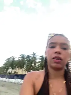 Snapshot of Ana_herrera chatting on April 2, 11:19 am Ana herrera online show from April 2, 11:19 am
