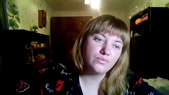 swett girll online show from February 22, 5:00 pm