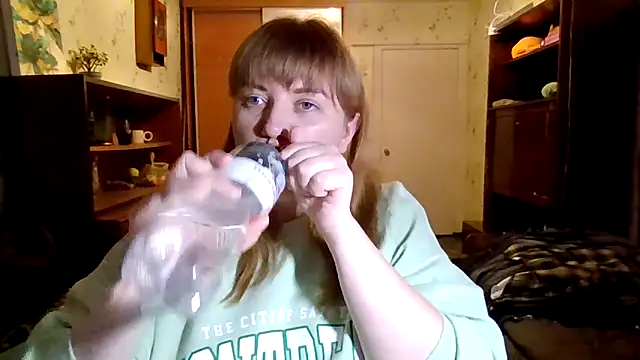 swett girll online show from March 3, 5:19 pm