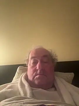 csikar online show from February 4, 5:35 am