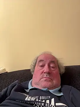 csikar online show from March 15, 6:25 pm