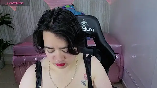 samythomas t online show from February 28, 7:48 pm