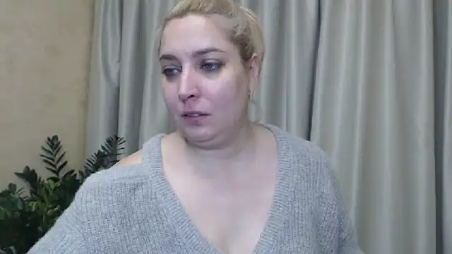 sweetpussy13 online show from December 6, 7:21 am