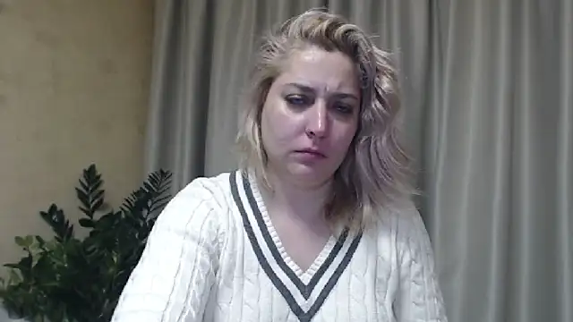 sweetpussy13 online show from January 18, 10:28 am