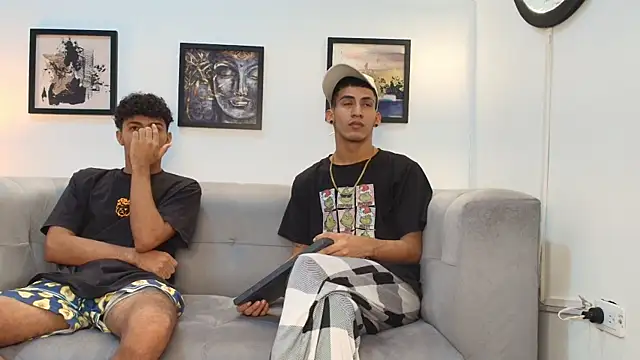 DIAMOND BLACKS online show from January 16, 7:23 am