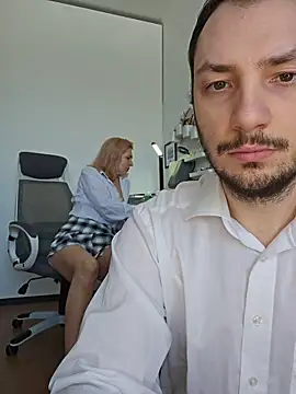 Lovebackground online show from February 21, 8:59 am