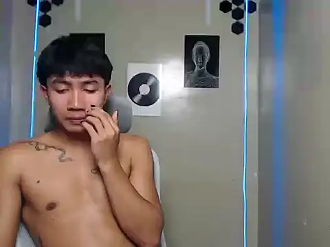 Ur hottestjonny online show from July 8, 11:26 am