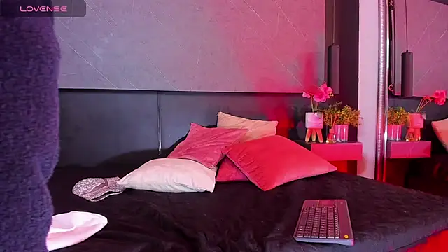 arcangel harris online show from February 14, 2:25 pm