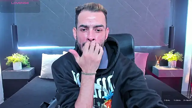 arcangel harris online show from April 1, 7:11 pm