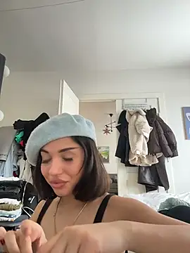 SilkyMira online show from February 8, 12:19 pm