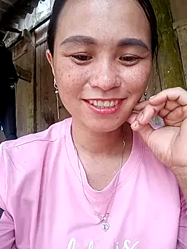 ngaytho004 online show from April 17, 7:00 am